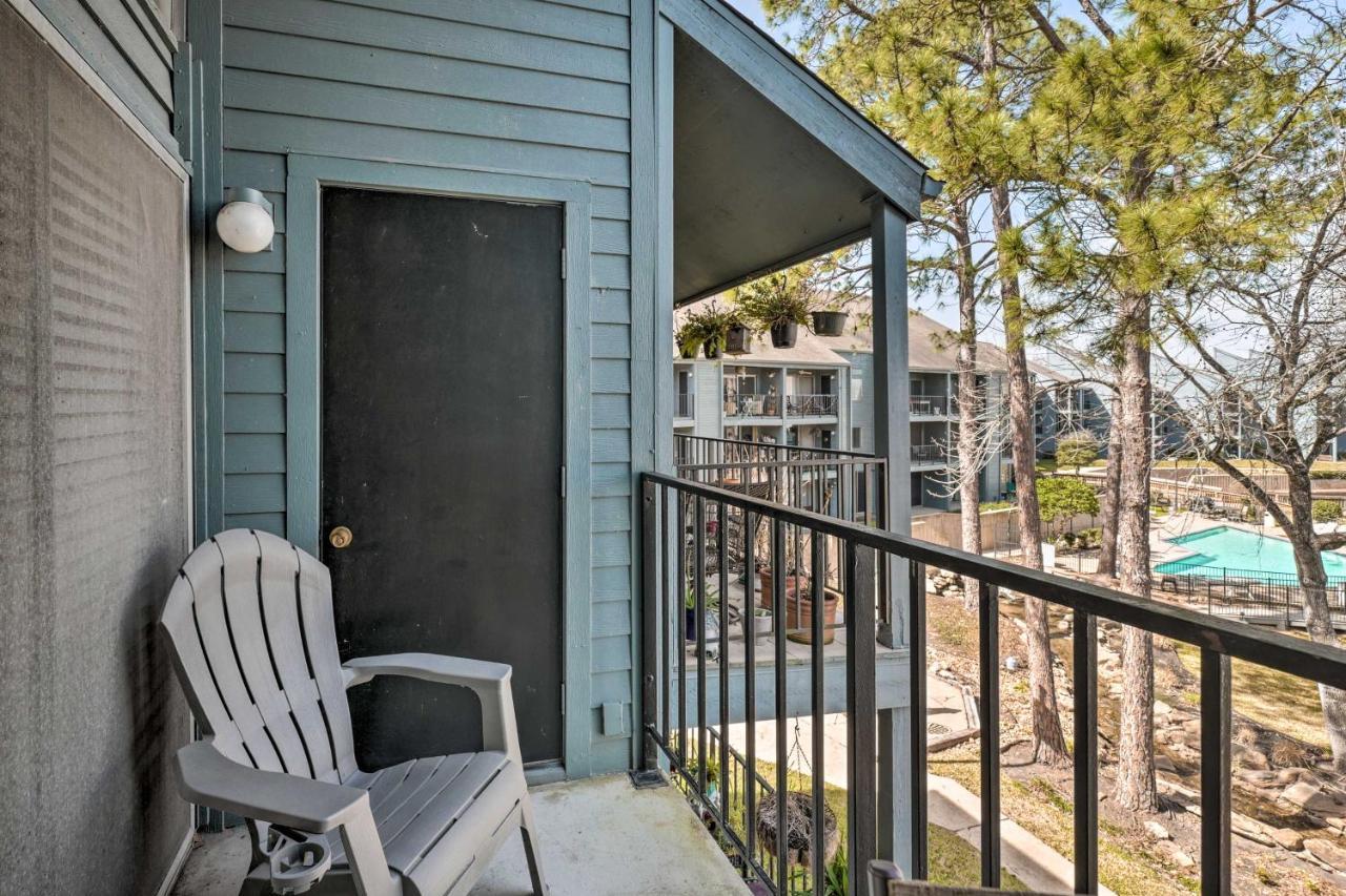 Idyllic Montgomery Condo With Pool And Lake View! Exterior photo